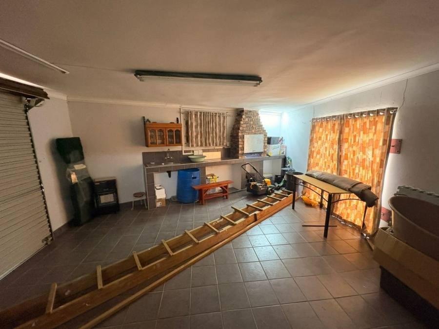 4 Bedroom Property for Sale in Braelyn Eastern Cape